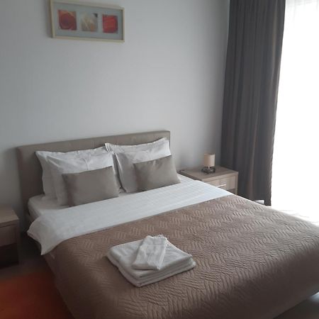 Apartament Marcel - Coresi Mall Brasov Luaran gambar