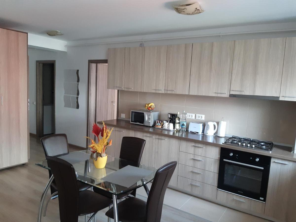 Apartament Marcel - Coresi Mall Brasov Luaran gambar