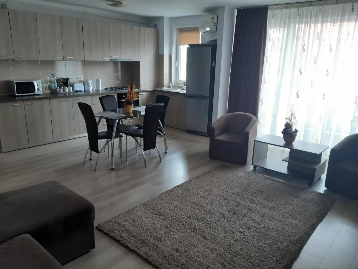 Apartament Marcel - Coresi Mall Brasov Luaran gambar