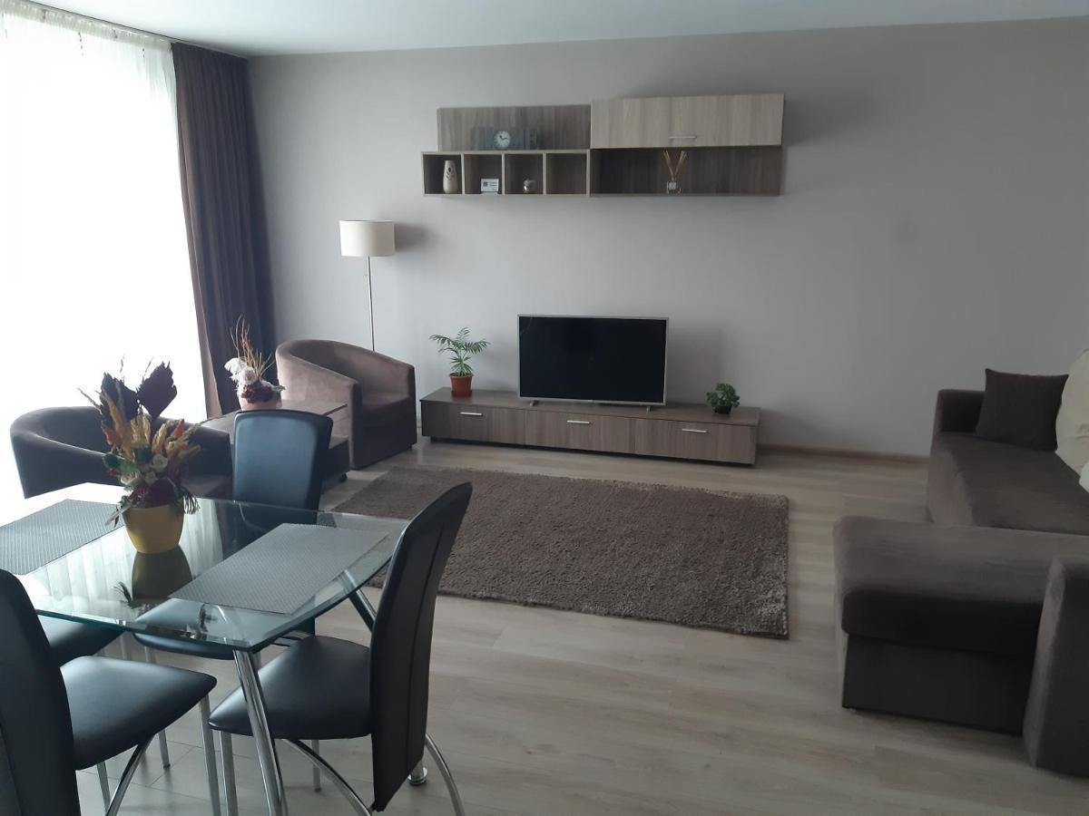Apartament Marcel - Coresi Mall Brasov Luaran gambar