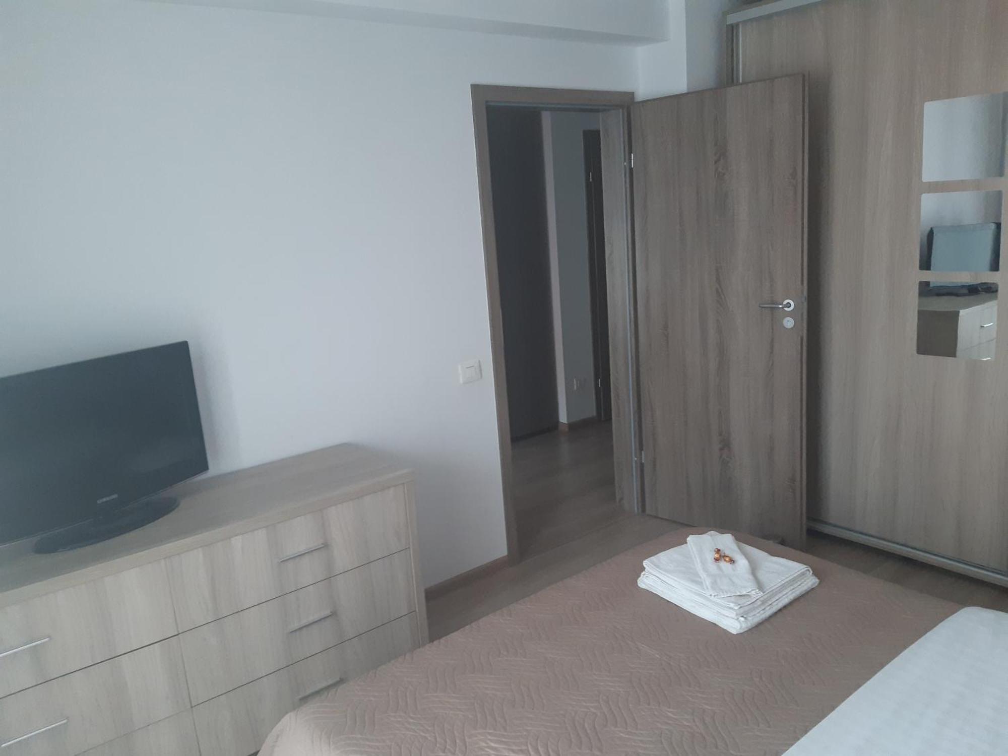 Apartament Marcel - Coresi Mall Brasov Luaran gambar